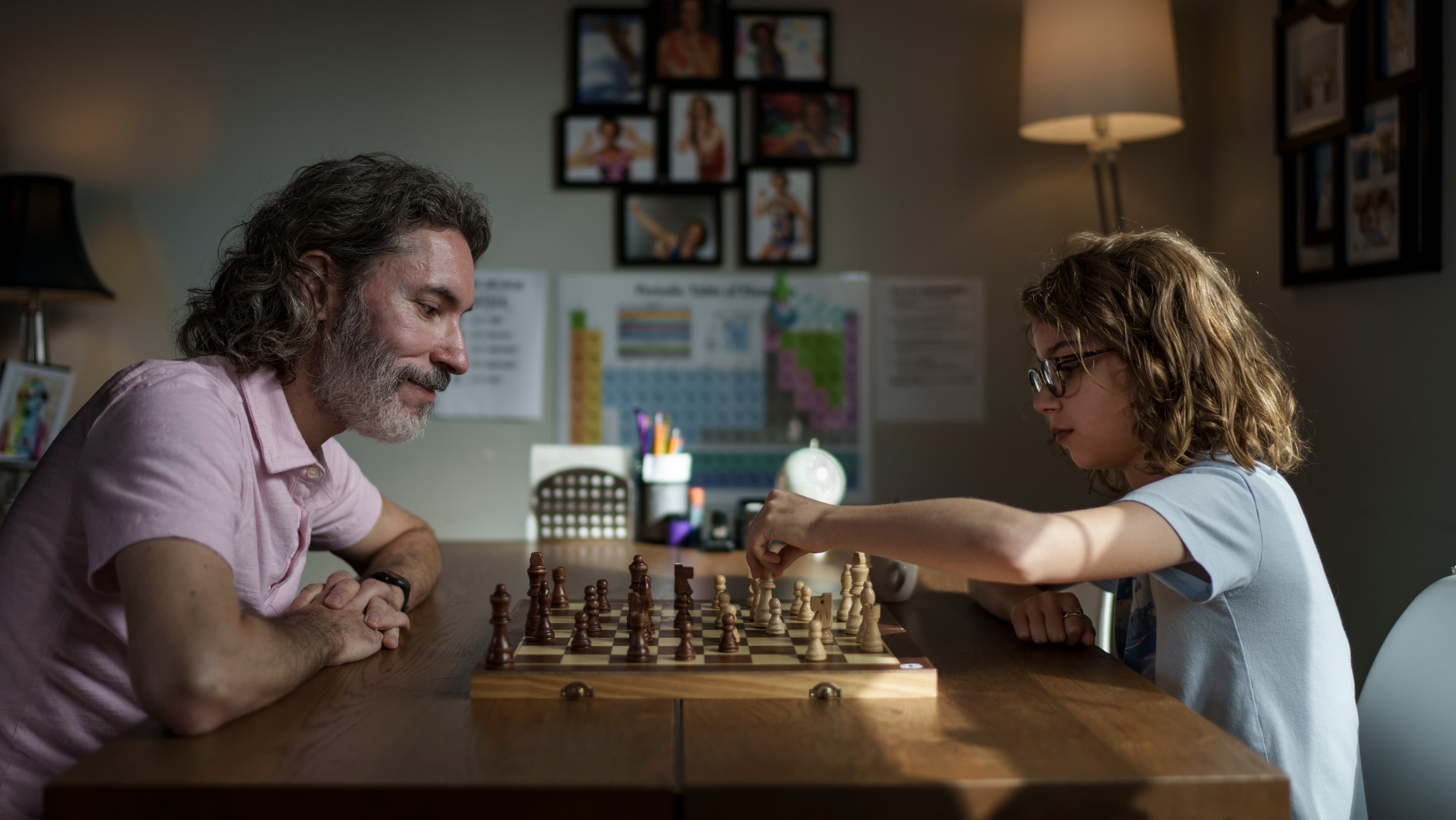 JASON AND KID PLAYING CHESS